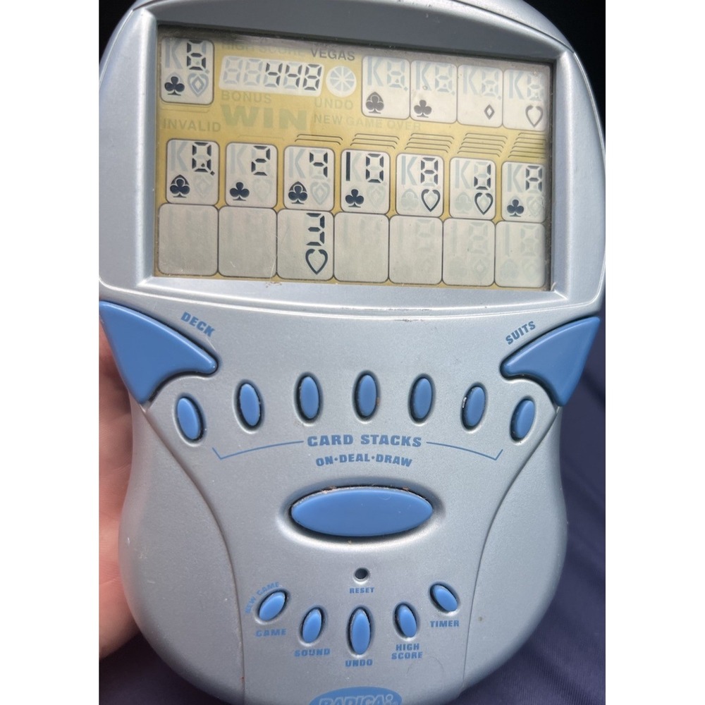 Y2K Handheld Solitaire Game Vintage Gaming 2000 Radica Big Screen w/Undo Button - Picture 2 of 4